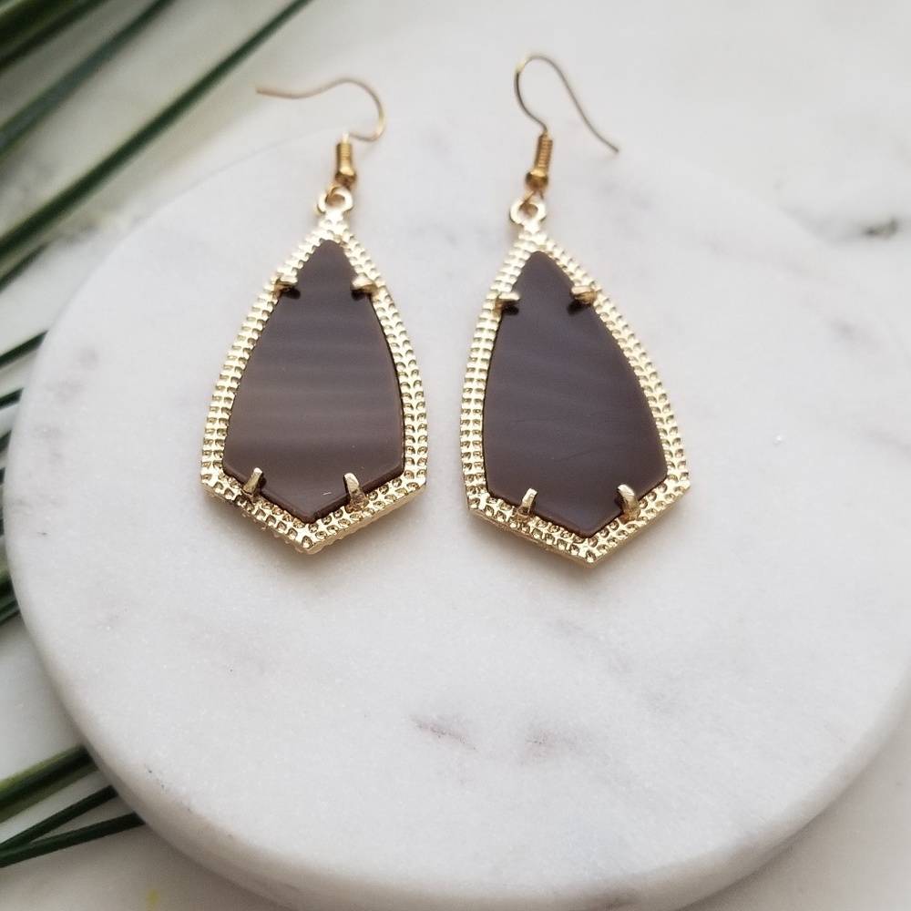5 for $25 Gold and Brown Geometric Earrings - Picture 2 of 3